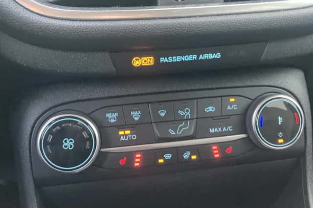 Ford Fiesta (2023) thumbnail 12