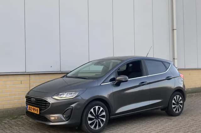 Ford Fiesta (2023) thumbnail 3