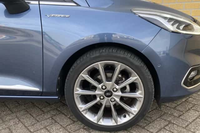 Ford Fiesta (2020) thumbnail 4