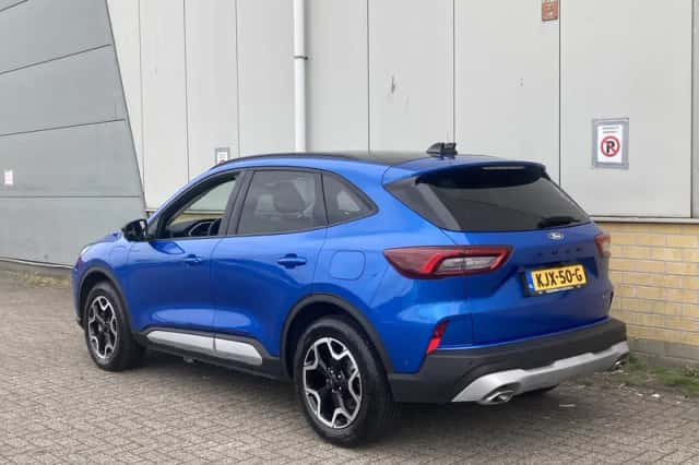 Ford Kuga (2024) thumbnail 5