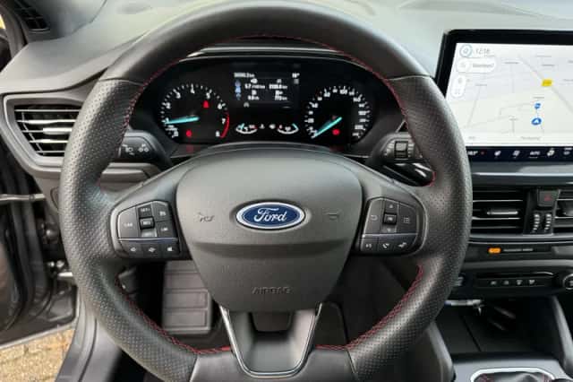Ford Focus (2023) thumbnail 15
