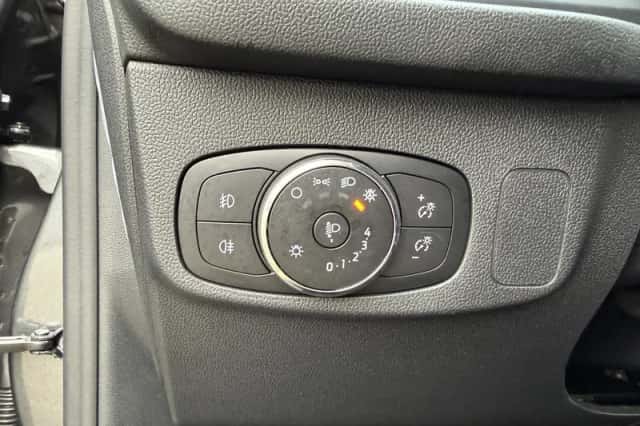Ford Focus (2023) thumbnail 17