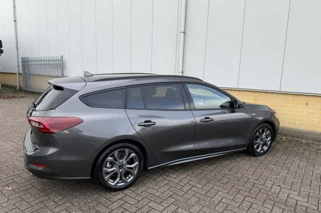 Ford Focus (2023) thumbnail 6