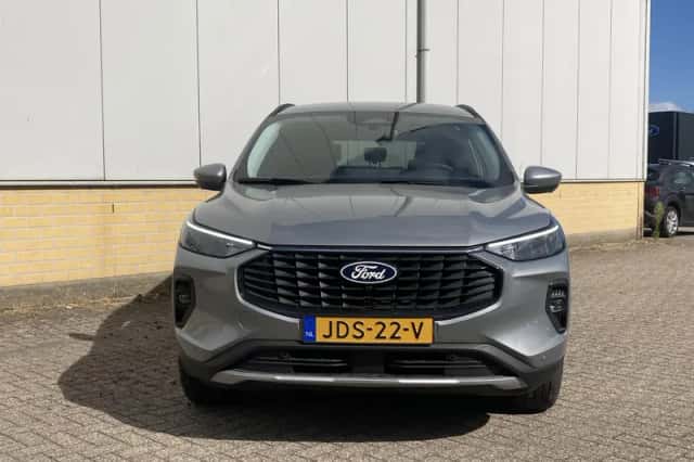 Ford Kuga (2025) thumbnail 5