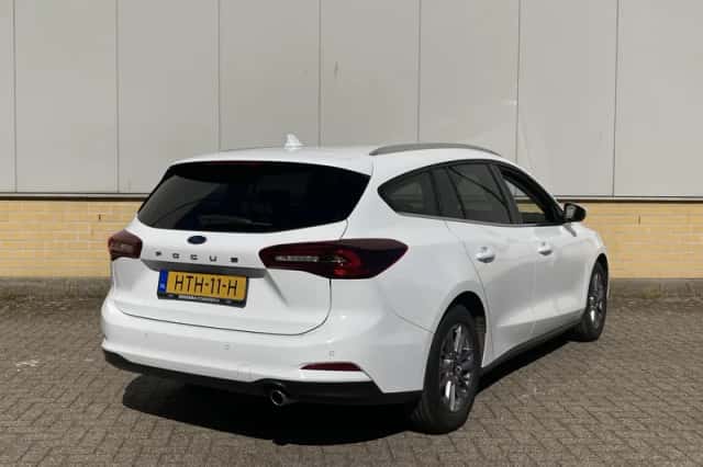 Ford Focus (2025) thumbnail 8