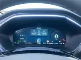 Ford Kuga (2024) thumbnail 16