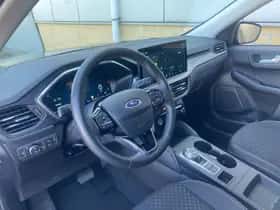 Ford Kuga (2024) thumbnail 9