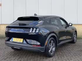 Ford Mustang Mach-E (2021) thumbnail 6