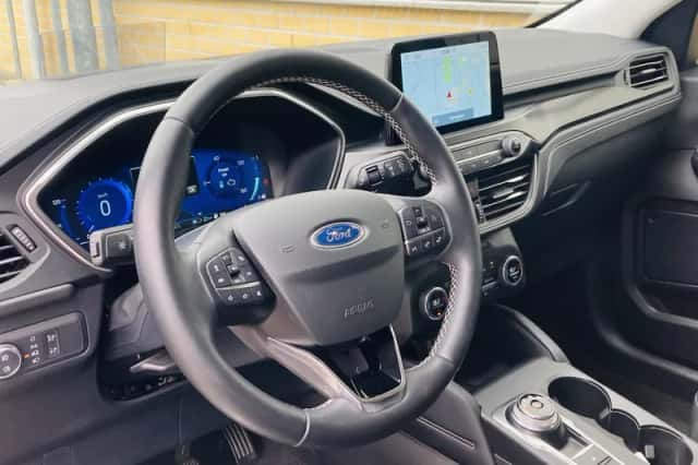 Ford Kuga (2021) thumbnail 11
