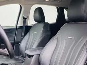 Ford Kuga (2021) thumbnail 13