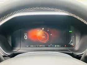 Ford Kuga (2021) thumbnail 24