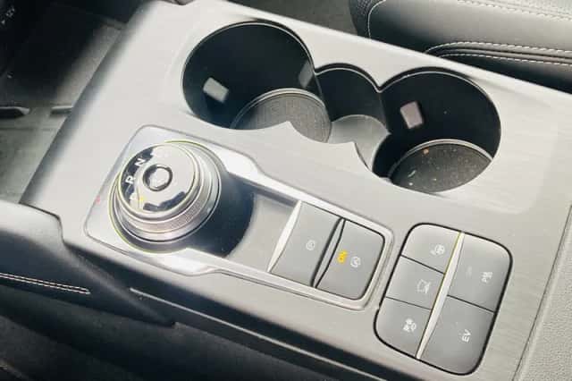 Ford Kuga (2021) thumbnail 35
