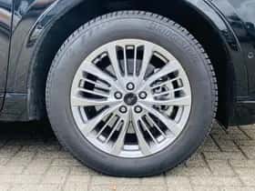 Ford Kuga (2021) thumbnail 9