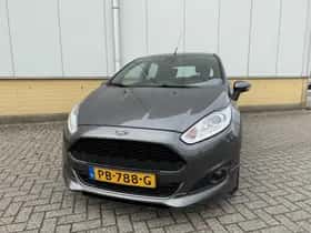 Ford Fiesta (2017) thumbnail 3