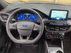 Ford Kuga (2023) thumbnail 14