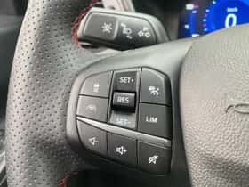 Ford Kuga (2023) thumbnail 19