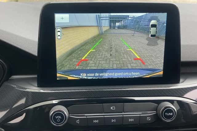 Ford Kuga (2023) thumbnail 23