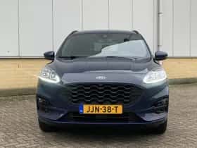 Ford Kuga (2023) thumbnail 4