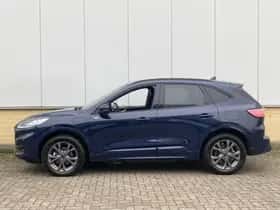 Ford Kuga (2023) thumbnail 8