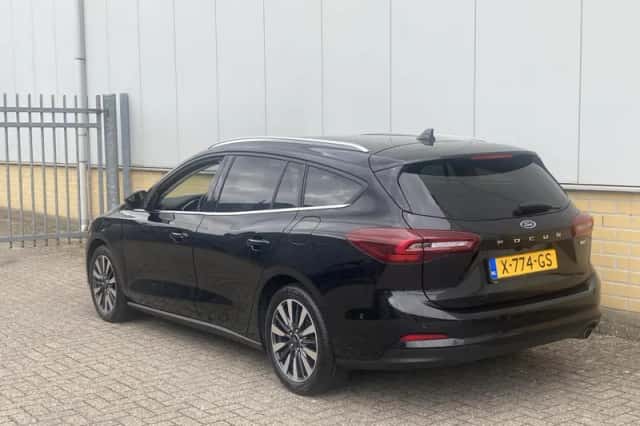 Ford Focus (2023) thumbnail 6