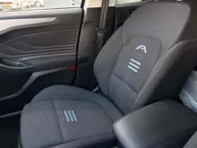 Ford Focus (2023) thumbnail 27
