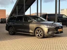 Ford Focus (2023) thumbnail 4