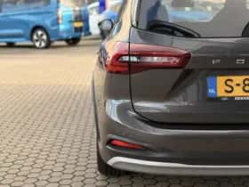 Ford Focus (2023) thumbnail 6