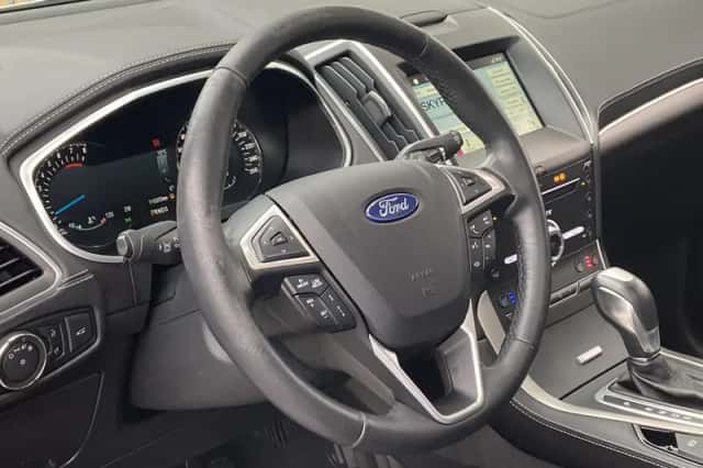 Ford S-Max (2017) thumbnail 15