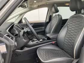 Ford S-Max (2017) thumbnail 16