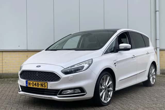 Ford S-Max (2017) thumbnail 3