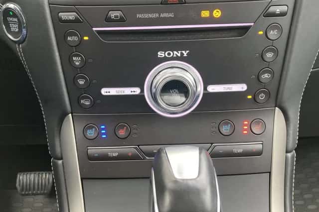 Ford S-Max (2017) thumbnail 28