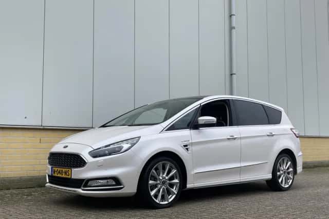 Ford S-Max (2017) thumbnail 4