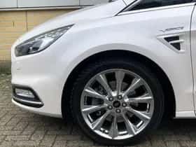 Ford S-Max (2017) thumbnail 6