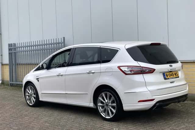 Ford S-Max (2017) thumbnail 8
