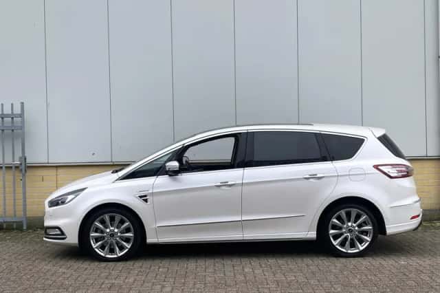 Ford S-Max (2017) thumbnail 9
