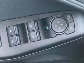 Ford Fiesta (2023) thumbnail 18