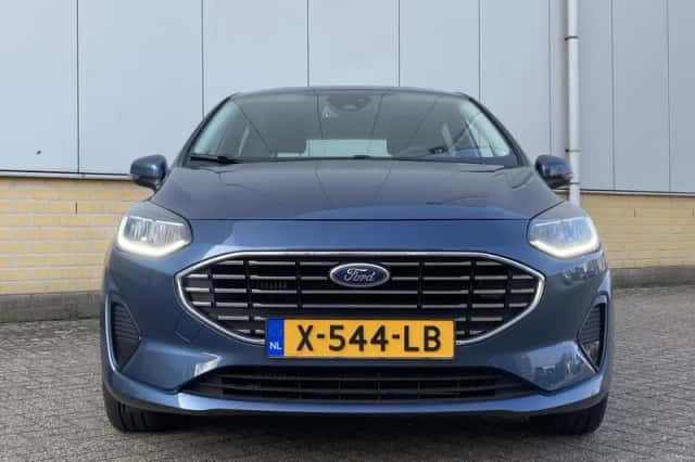 Ford Fiesta (2023) thumbnail 3
