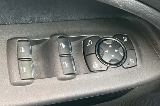 Ford EcoSport (2022) thumbnail 20