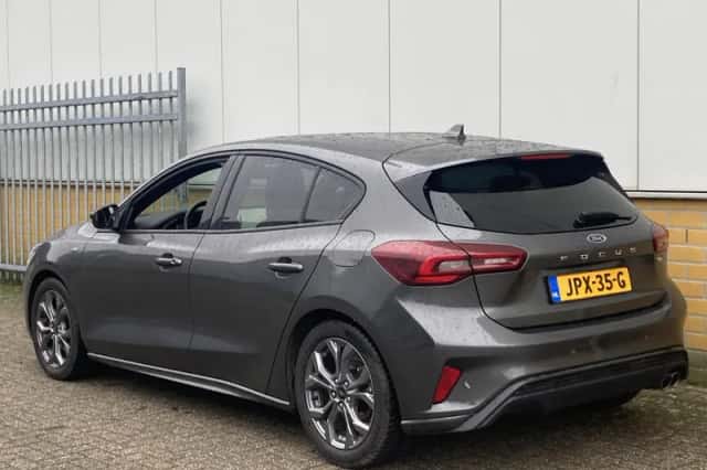 Ford Focus (2023) thumbnail 4