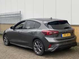 Ford Focus (2023) thumbnail 4