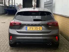 Ford Focus (2023) thumbnail 5