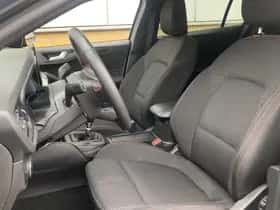 Ford Focus (2023) thumbnail 6