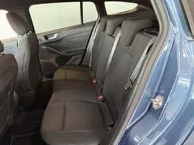 Ford Focus (2023) thumbnail 12