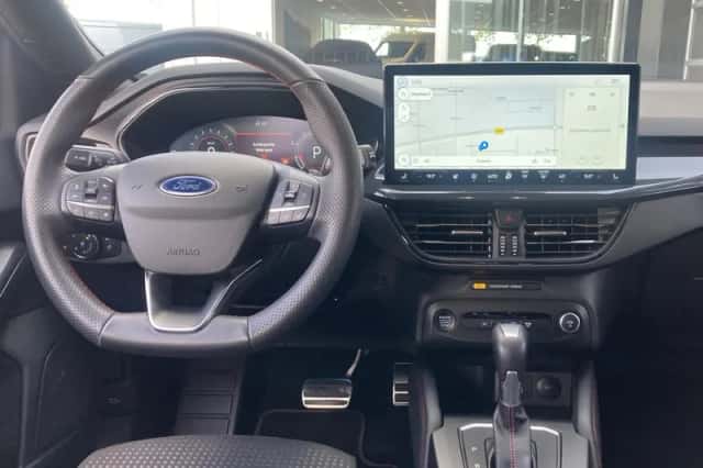 Ford Focus (2023) thumbnail 18