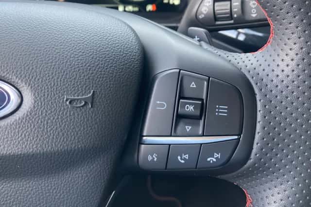 Ford Focus (2023) thumbnail 22