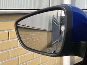 Ford Focus (2024) thumbnail 7