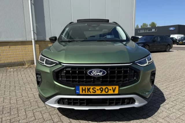 Ford Kuga (2025) thumbnail 4