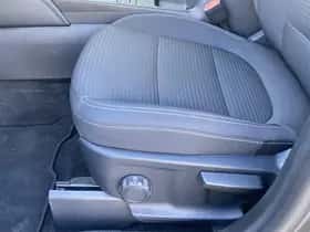 Ford Kuga (2023) thumbnail 11