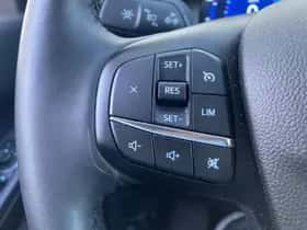 Ford Kuga (2023) thumbnail 21