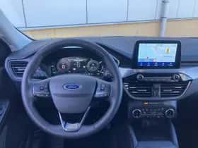 Ford Kuga (2023) thumbnail 28